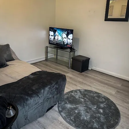 A Stylish In The Heart Of The Apartment *